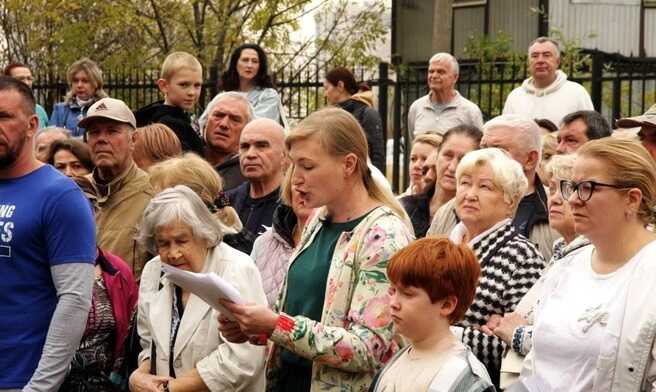 Протест в Дзержинском: жители выступают против объединения с Люберцами