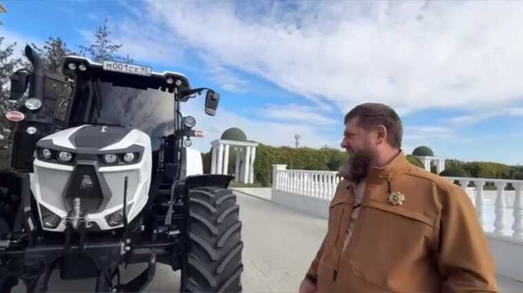 Рамзан Кадыров похвастался трактором Lamborghini, полученным в подарок из Европы