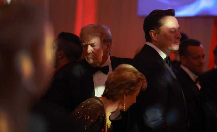 Дональд Трамп и Илон Маск праздновали Новый год в Мар-а-Лаго